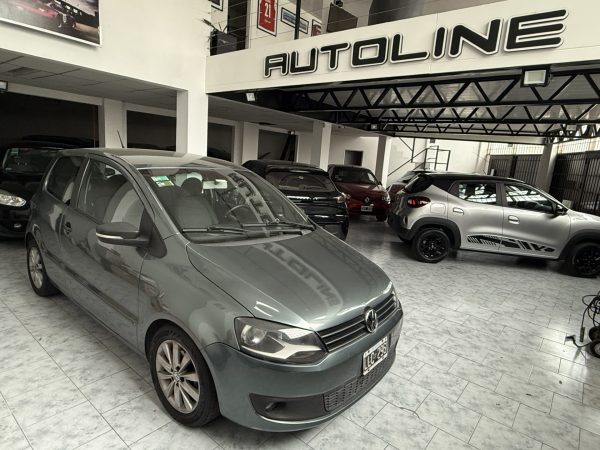 VOLKSWAGEN FOX MODELO 2012 TRENDLINE