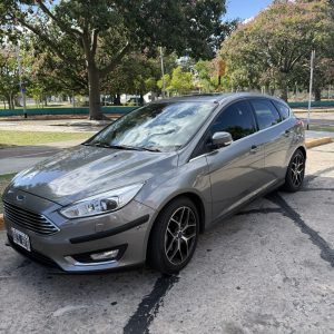 FORD FOCUS TITATIUM  2015 AUTOMATICO  5PTAS